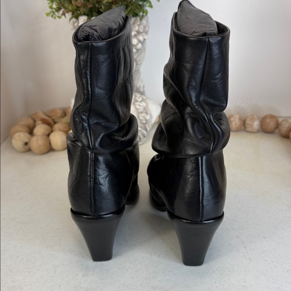 BRONX Leather Pinched Booties Sz 39/8.5 - Picture 6 of 11